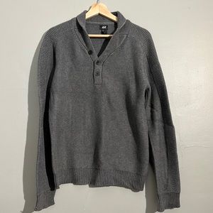 Gray H&M button up sweater with collar (Men’s S)